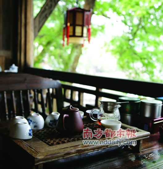 山中清涼，正適合避暑